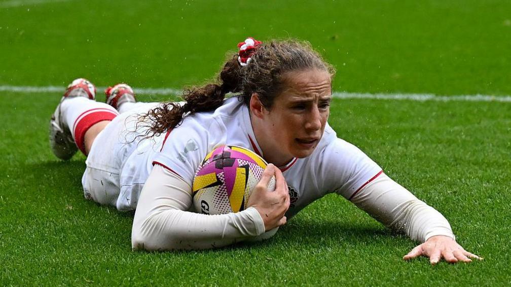 Abby Dow: England World Cup winner retires from rugby at 28