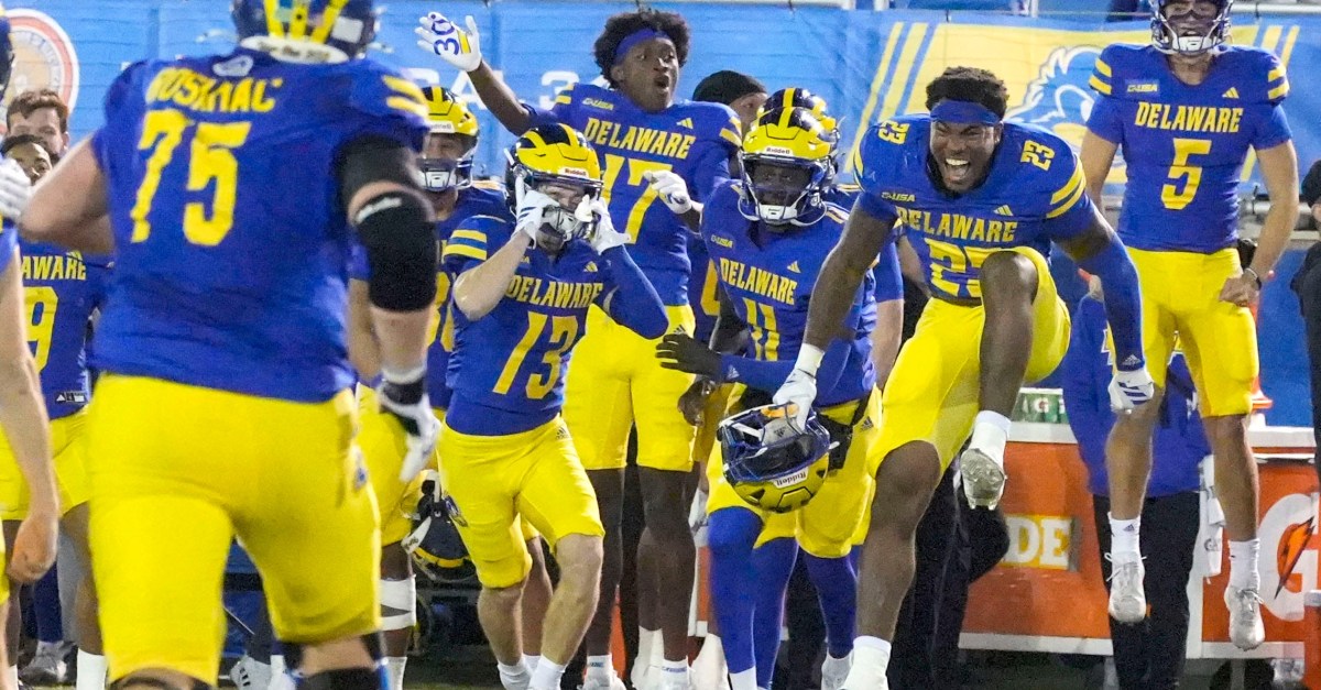Delaware escapes Louisiana Tech in 25-24, onside kick-assisted thriller