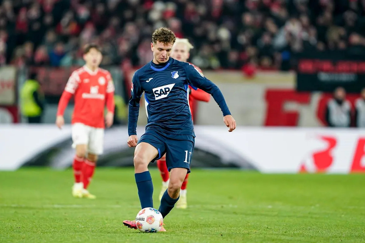 Dortmund join Bayern and Barcelona in race for Fisnik Asllani