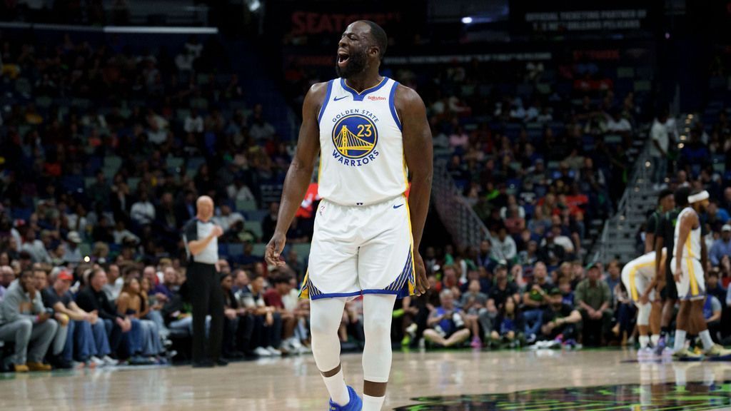 Draymond faces off with a supporter regarding the ‘Angel Reese’ chant