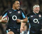 England 27-23 Argentina: Hosts hold off Pumas fightback