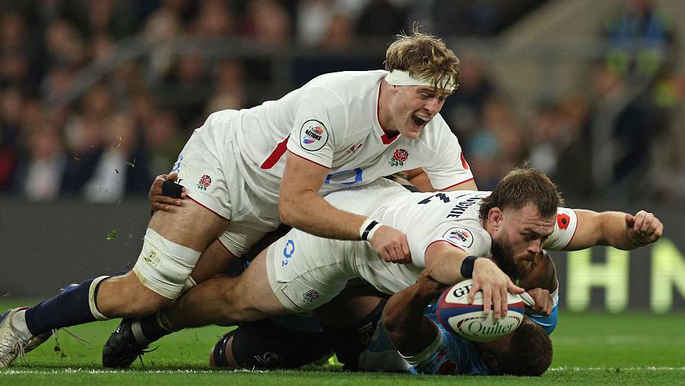England beat physical Fiji for ninth straight win