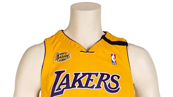 Lakers jersey history No. 13 — Dwight Jones