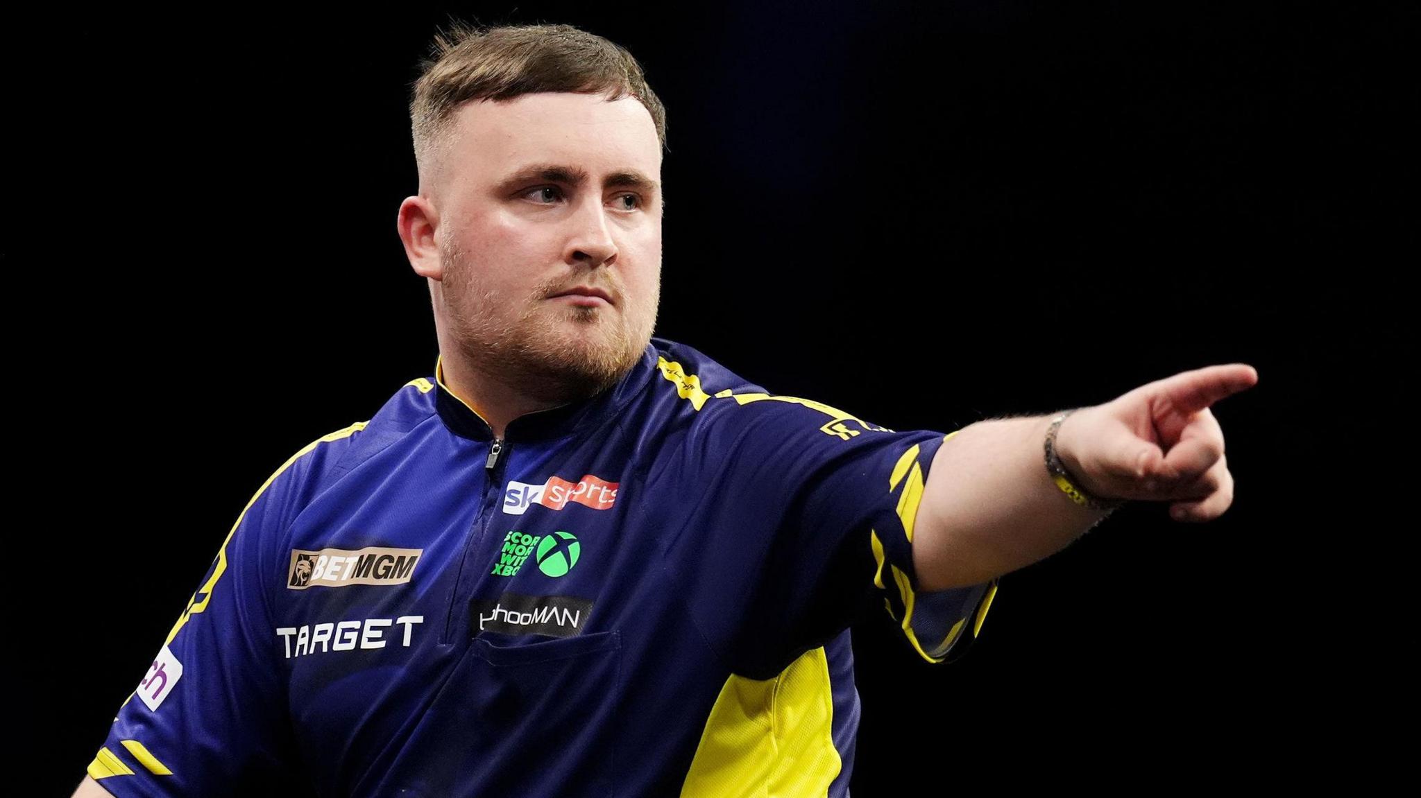 Luke Littler advances to the Grand Slam of Darts quarter-finals as Michael van Gerwen departs.