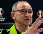 Martin O'Neill sails Celtic through choppy waters