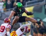 Oregon Duck fans react to big win over USC Trojans on social media