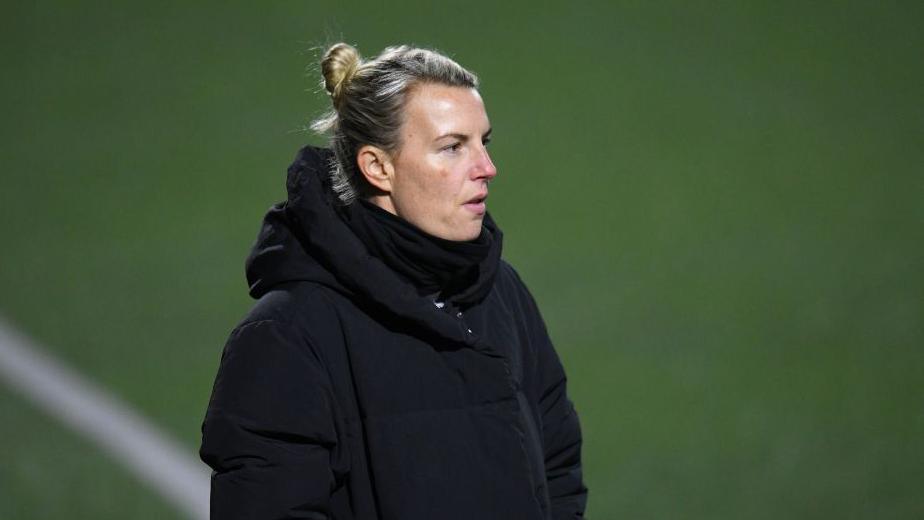 Oxtoby leaves NI to take over at Newcastle