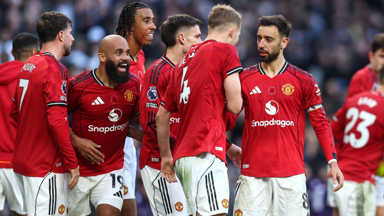 Premier League live updates: Manchester United-Everton