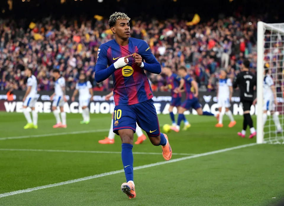 Raphinha’s back, Flick’s concern and more – Three takeaways from Barcelona 3-1 Alaves