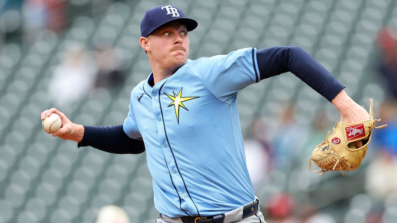 Rays decline Fairbanks option as closer now FA
