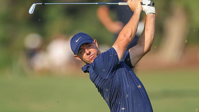 Rory McIlroy closes in on fourth-straight Race to Dubai title at the DP World Tour