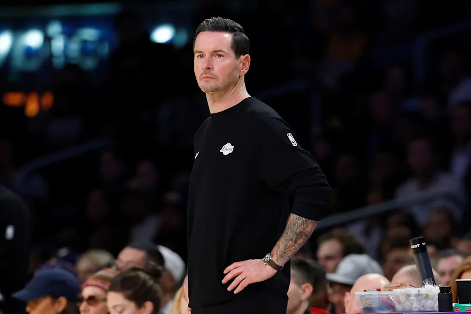 Timberwolves head coach Chris Finch takes playful shot at Lakers’ JJ Redick’s podcast-heavy résumé