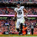 <!-- AI INSTRUCTIONS: Reescribe este título para que sea corto, atractivo y optimizado para SEO con enfoque en apuestas deportivas. -->
Early Week 17 bets: Back Steelers to win AFC North, Lions to keep playoff hopes alive