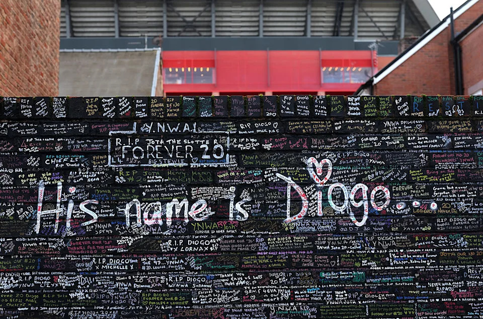 📸 Liverpool and Wolves pay heartfelt tribute to Diogo Jota