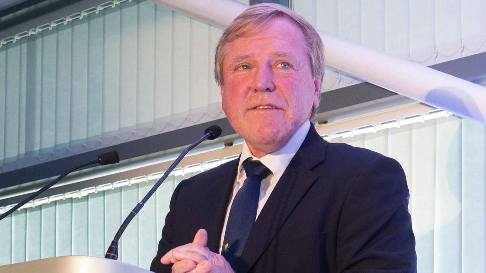 Hugh Morris: Ex-England and Glamorgan batter and ECB chief executive dies