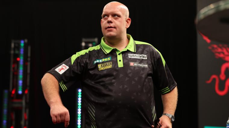 PDC World Darts Championship: Big names stumble but don’t quite fall at the first