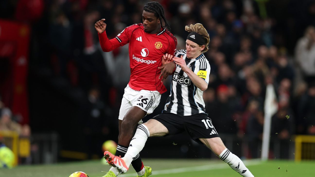 Premier League Boxing Day updates: Man United host Newcastle United