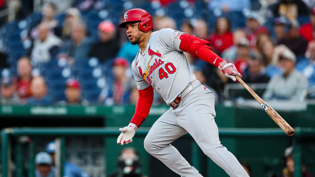 Sources: Red Sox acquire Contreras from Cards