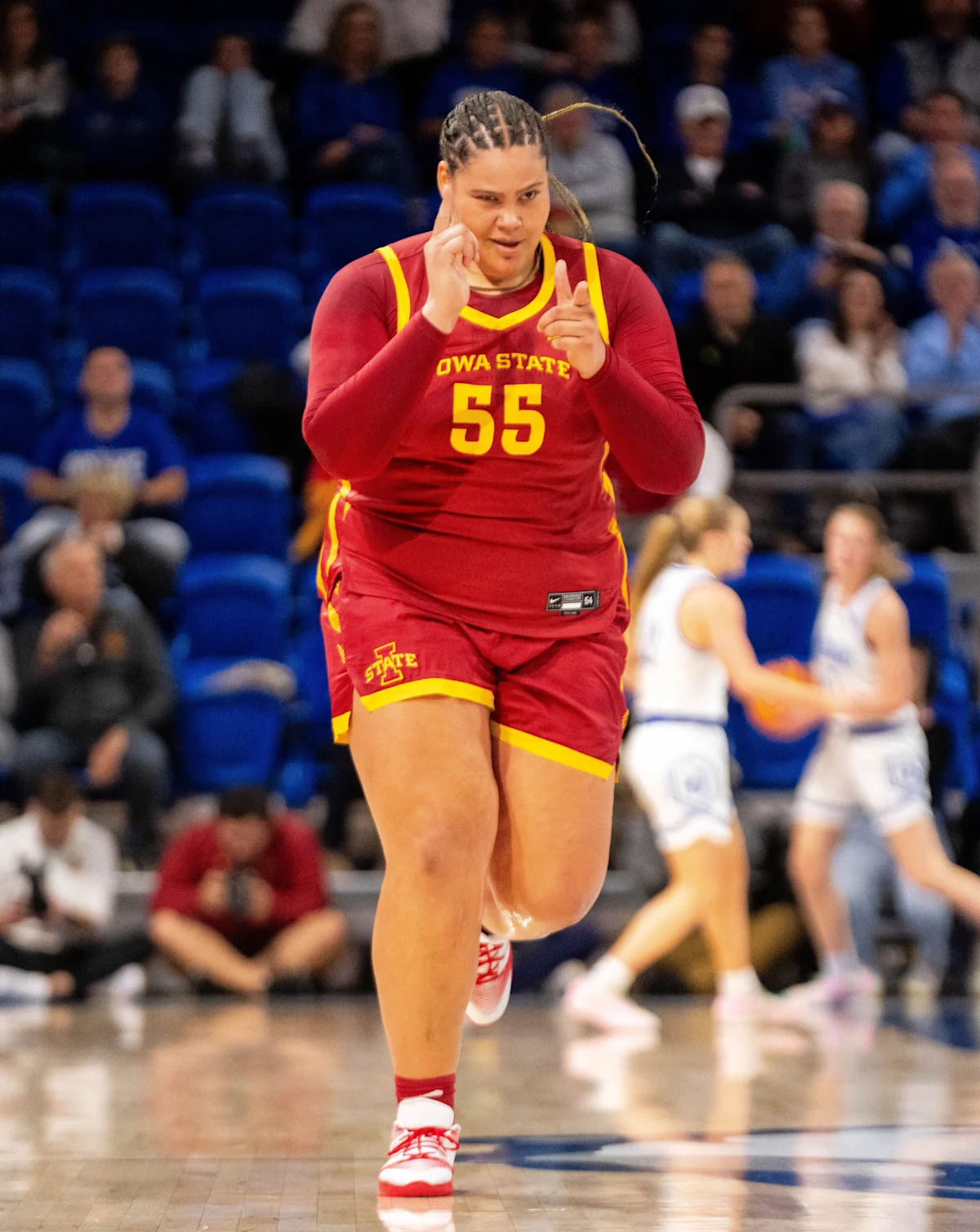 Unstoppable Audi Crooks keeps No. 10 Iowa State undefeated with a career-high 47 points