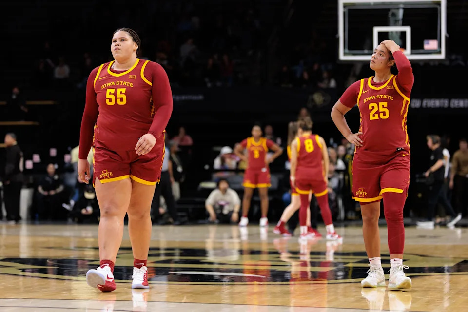 AP Top 25: Audi Crooks, Iowa State in free-fall to start 2026 as injuries take their toll