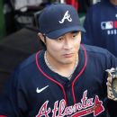 Braves agree with Mateo after Kim injures finger