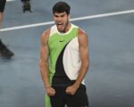 Carlos Alcaraz moves on to Australian Open semis with win