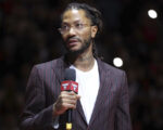 Chicago Bulls honor Derrick Rose with jersey retirement ceremony, fans fill United Center