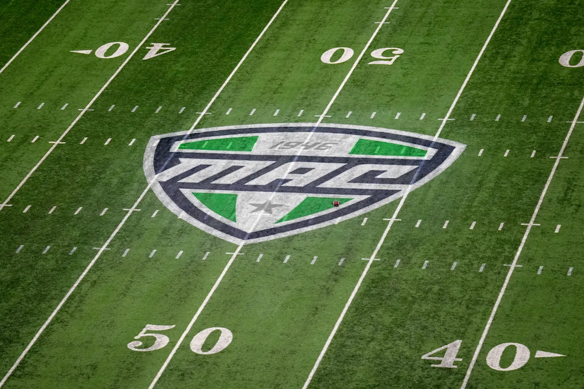 CMU, EMU agree to neutral-site football series at Ford Field