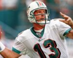 Dolphins legend Dan Marino's baseball career trends with new Topps card