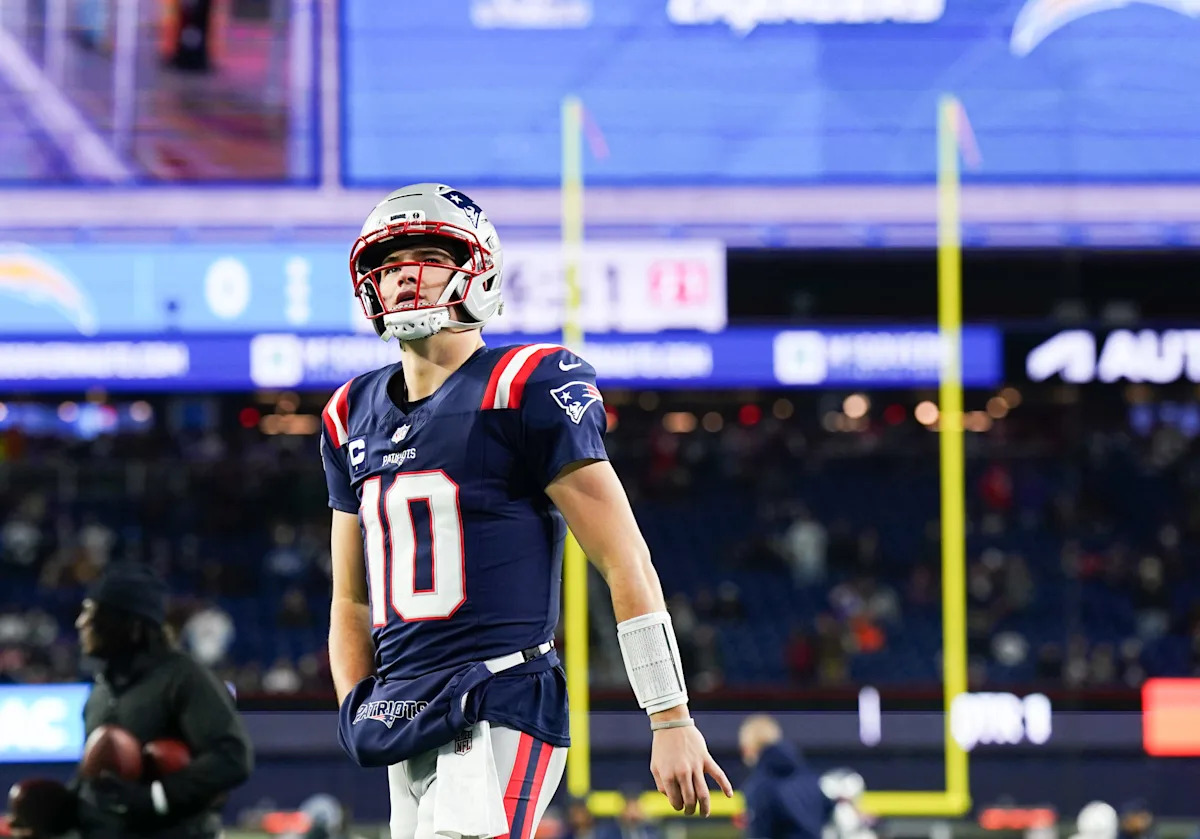 Josh Dobbs discusses what distinguishes Drake Maye’s mentality during the playoffs.