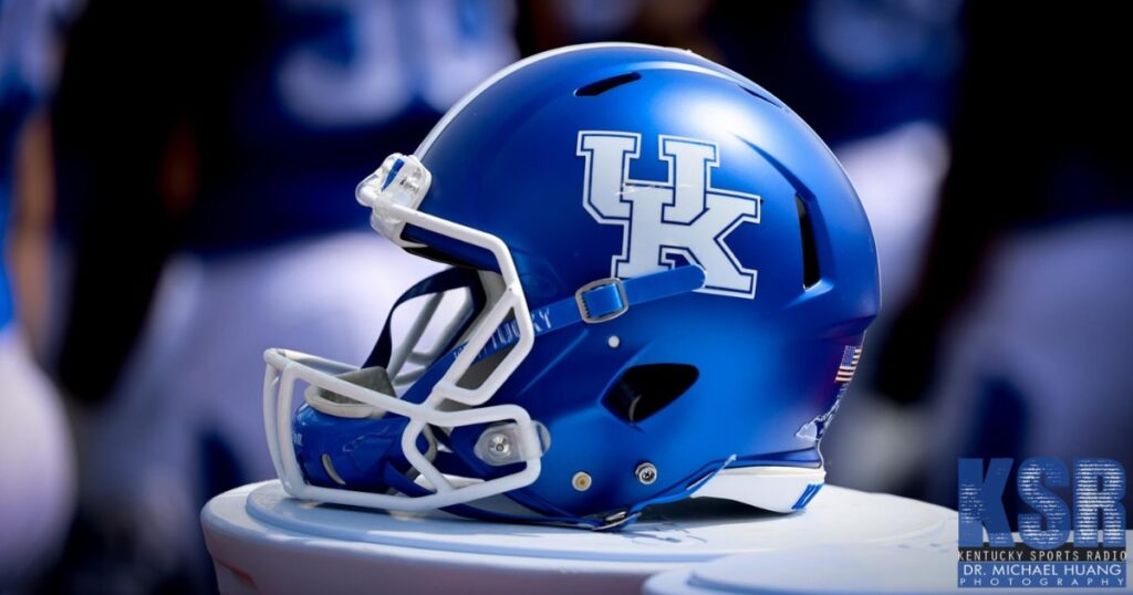 Kentucky transfer OL Evan Wibberley commits to Louisville