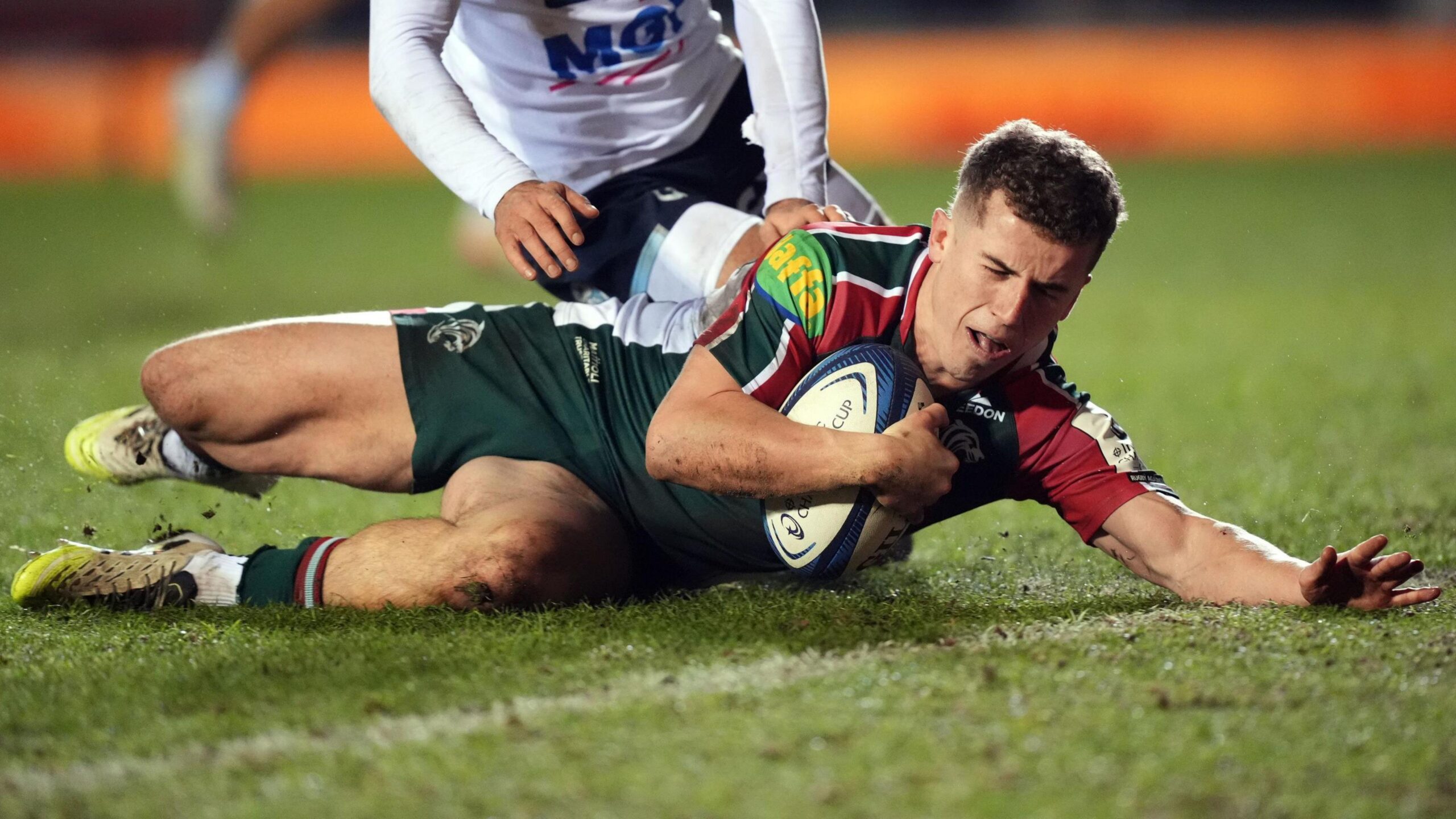 Leicester 57-14 Bayonne: Billy Searle scores hat-trick in Investec Champions Cup