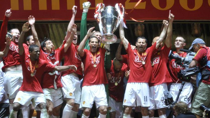Man Utd 2008 v Arsenal 2026 – who would win?