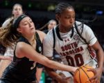 No. 2 South Carolina cruises past unbeaten No. 5 Vanderbilt