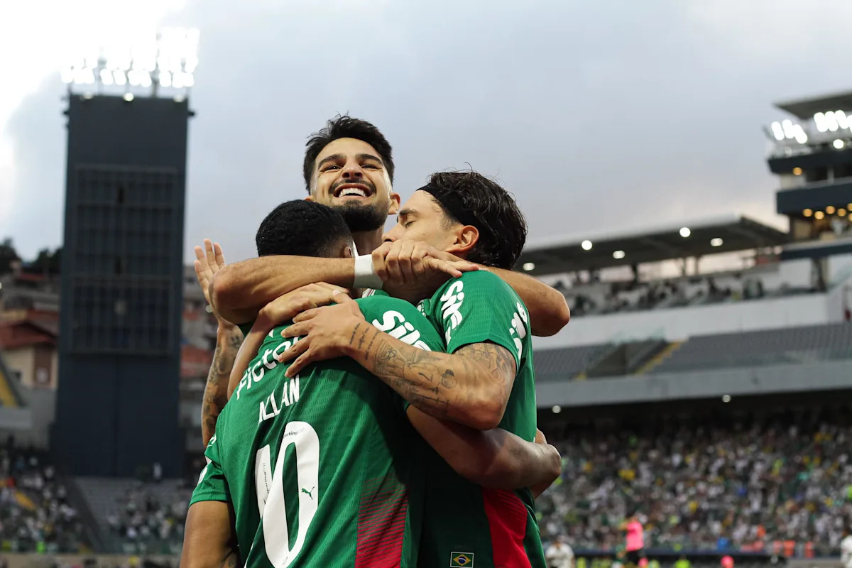 Palmeiras win Choque-Rei, São Paulo edge closer to the relegation zone