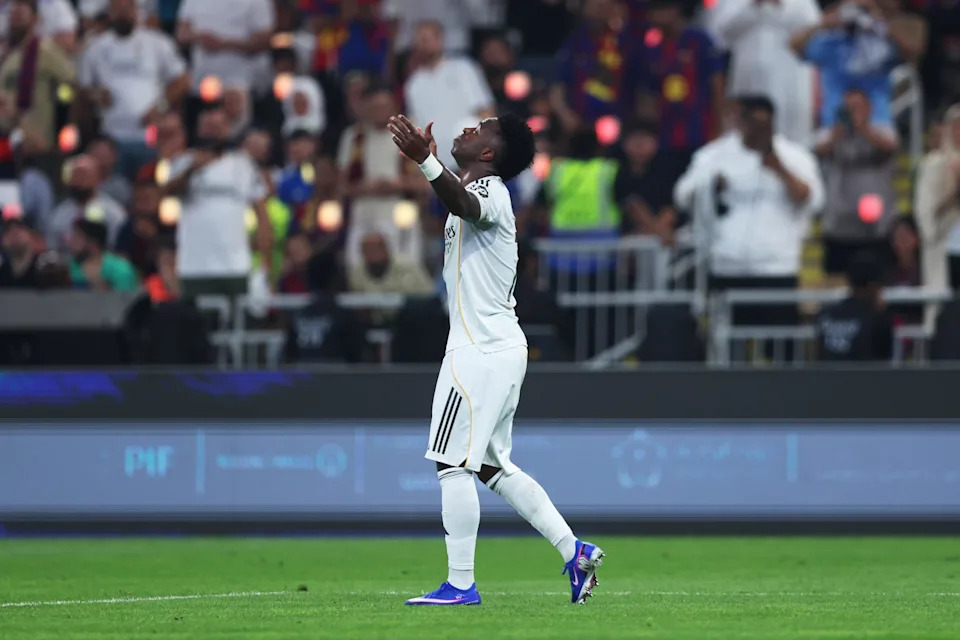Real Madrid forward rolls back the years with stunning performance in Super Cup final