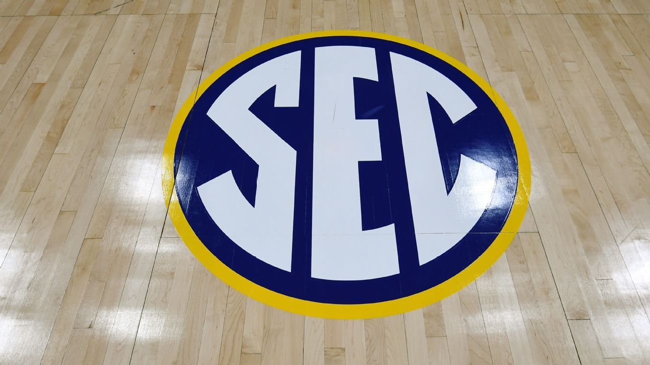 SEC establishes a new record with 10 teams ranked in the women's AP Top 25