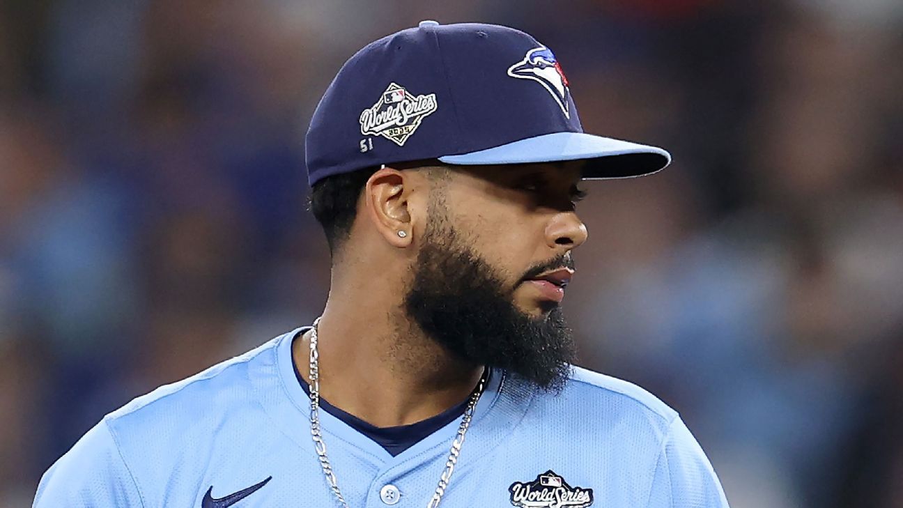 Sources: ChiSox, P Dominguez reach $20M deal