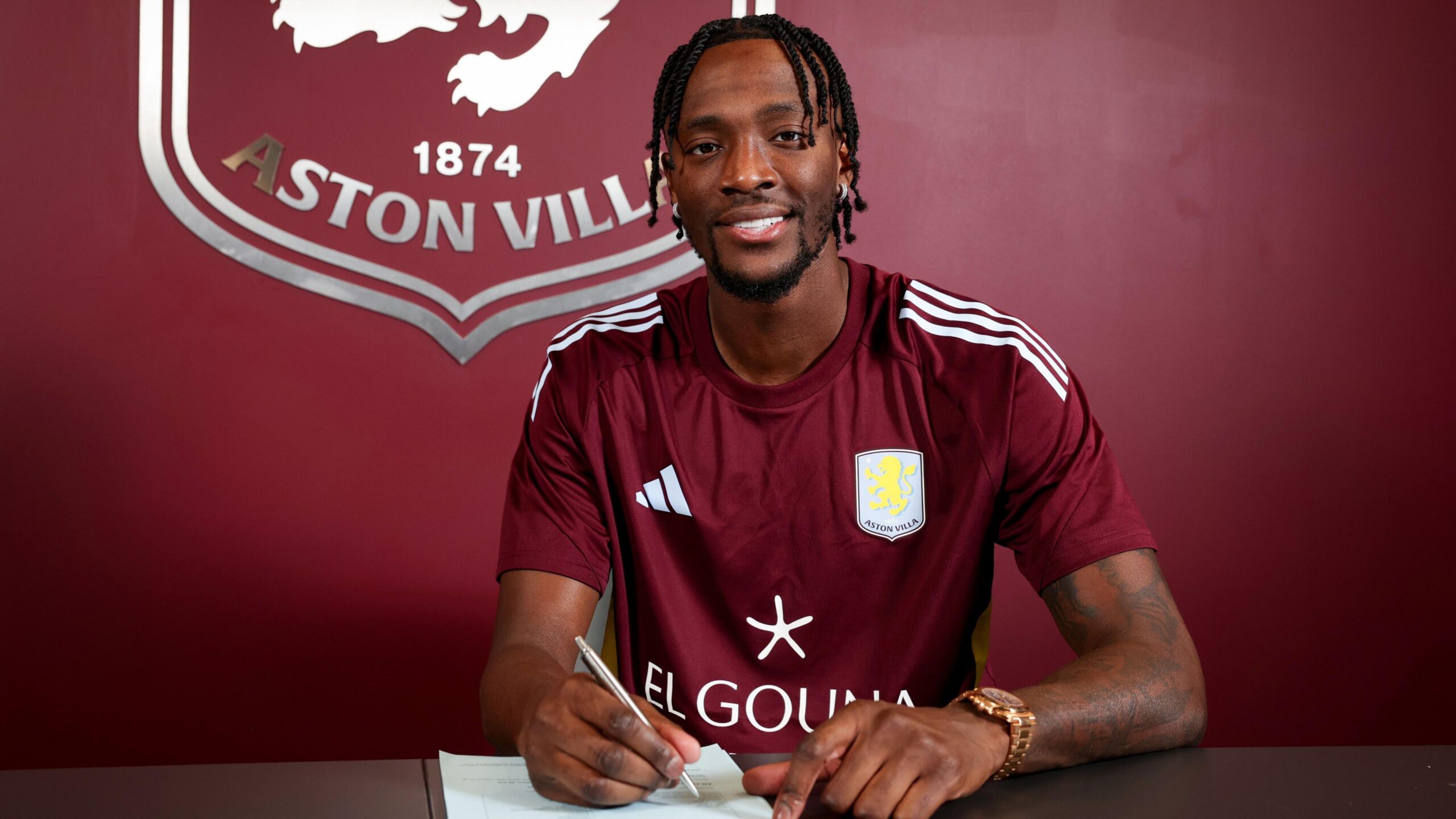 Tammy Abraham transfer news: Aston Villa resign striker in £18.25m deal