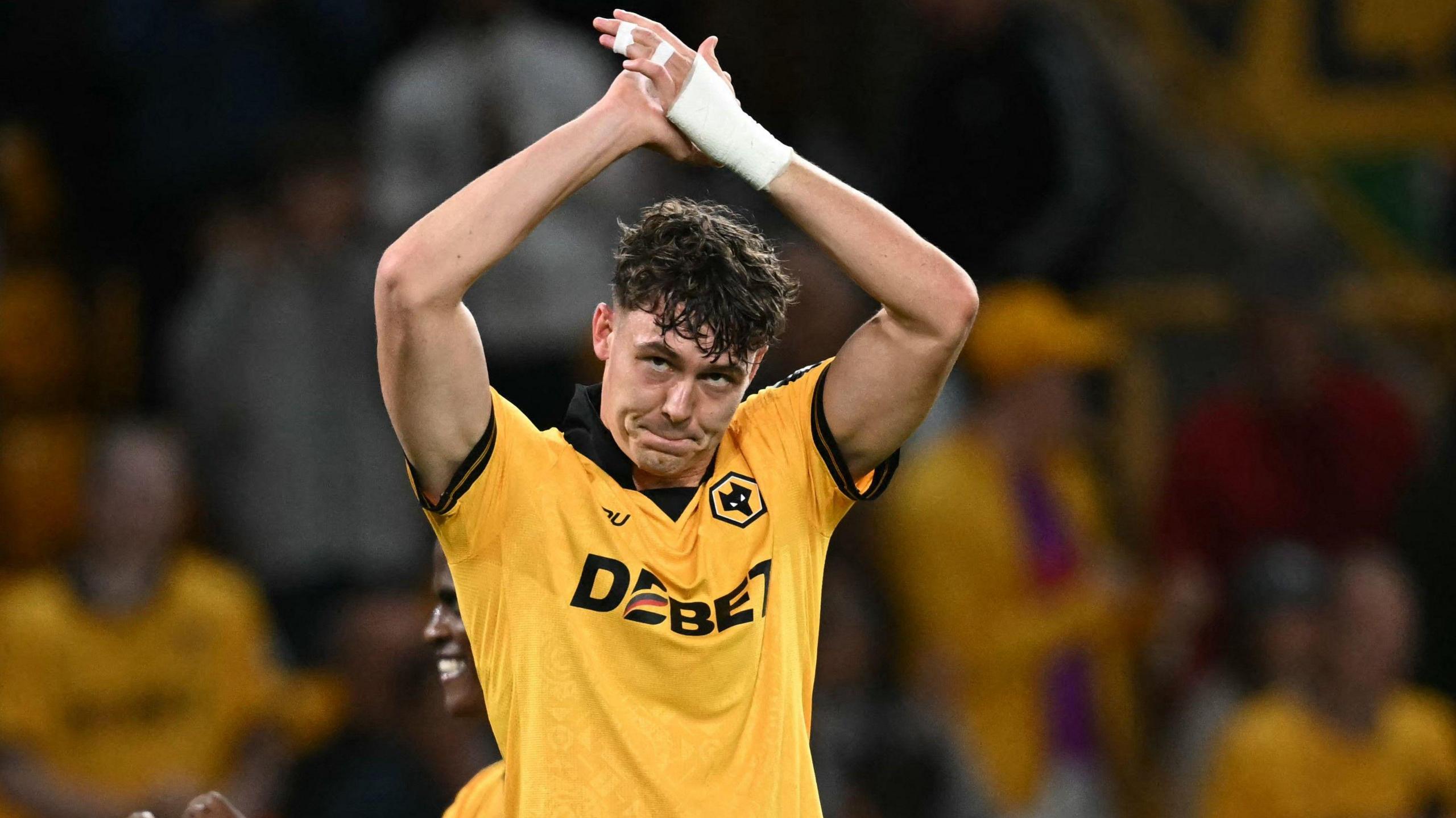Wolves reject Leeds bid for striker Strand Larsen