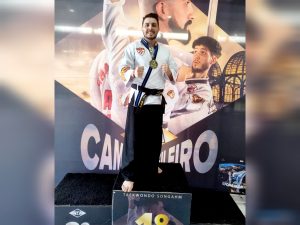 Atleta blumenauense conquista título no Brasileiro de Taekwondo Songahm