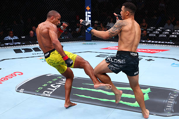 Drakkar Klose Triumphs Over Edson Barboza – UFC 319 Highlights