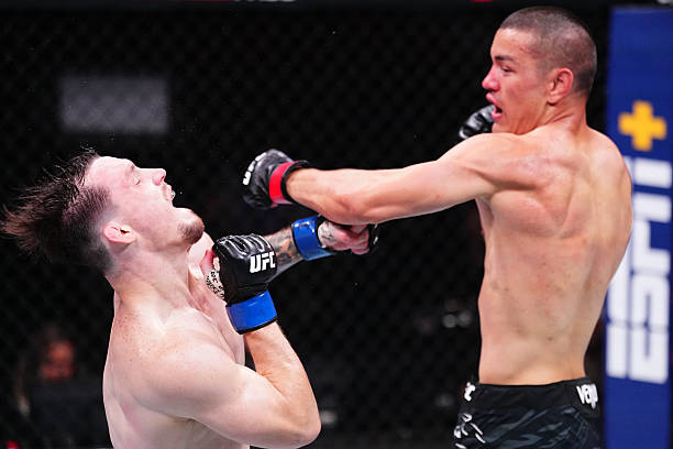 Gauge Young Defeats Maheshate in Thrilling Slugfest – UFC Shanghai Highlights