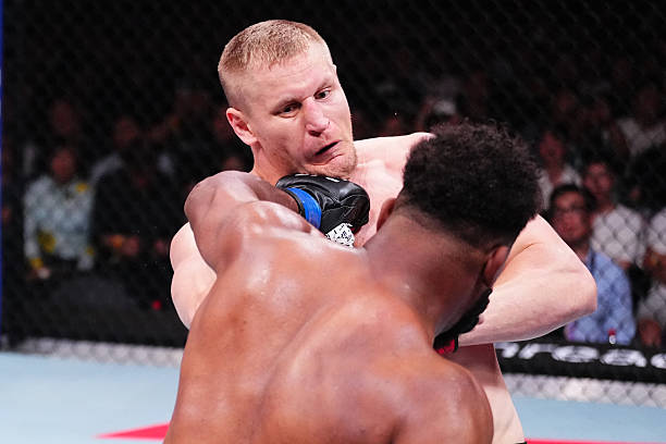Sergei Pavlovic Shuts Down Waldo Cortes-Acosta’s Challenge for Top Five Ranking – UFC Shanghai Highlights