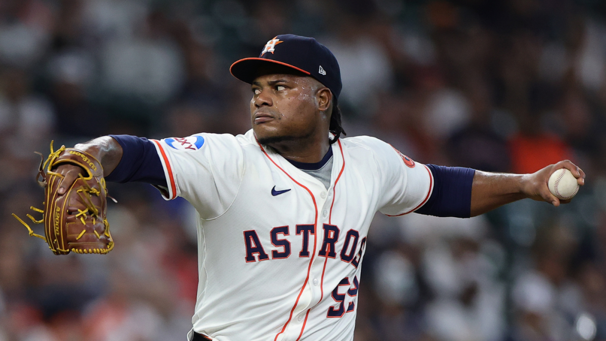 Astros’ Framber Valdez denies that he intentionally crossed up catcher César Salazar after Yankees home run