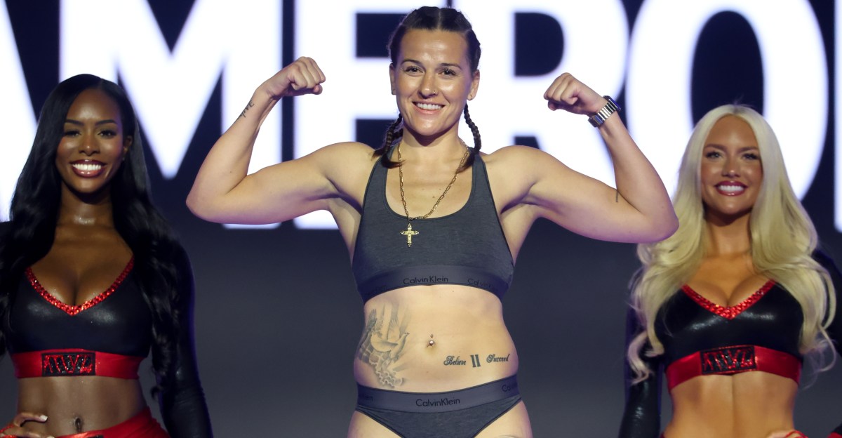 Chantelle Cameron vacates WBC title in support of equality in women’s boxing