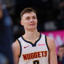 Hawks guard Daniels signs 4-year, $100M contract