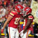 Kelce ties Chiefs TD mark with vintage night