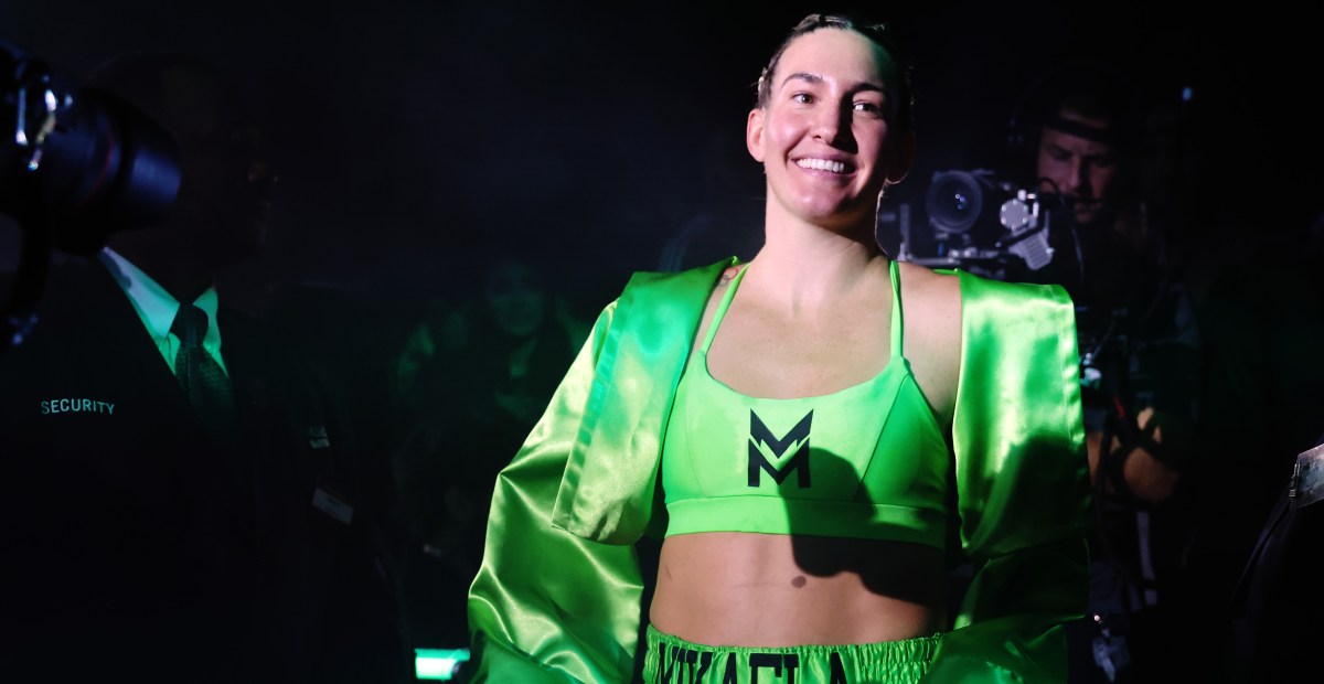 Mikaela Mayer takes three super welterweight titles in dominant win over Mary Spencer