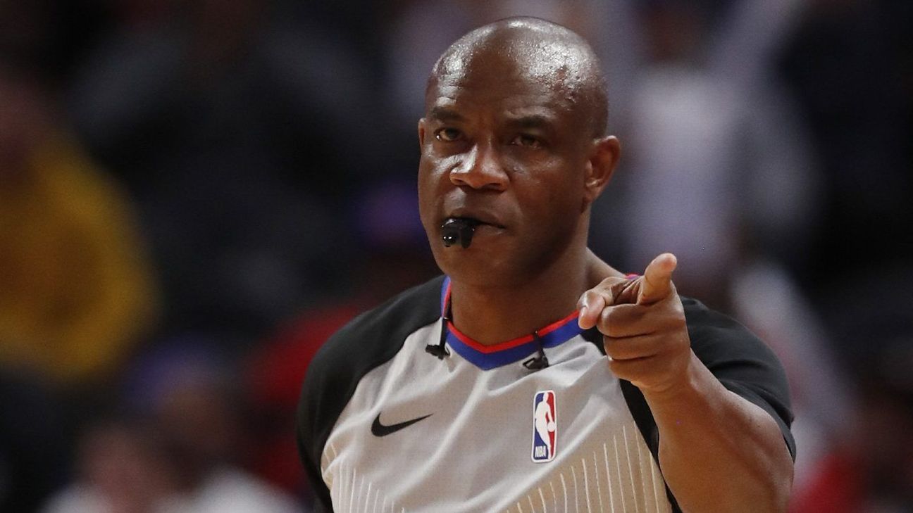 NBA refs to start wearing headsets during games